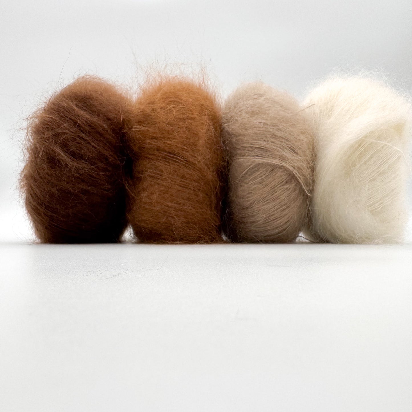 Mohair Sport Garn in der Farbe Karamell – Superkid-Mohair und Seide von A Knitters World