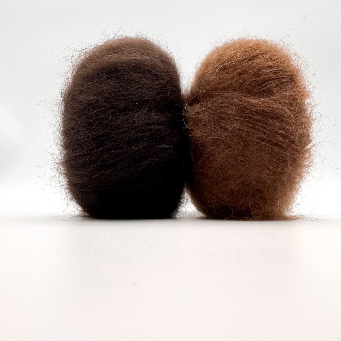 Mohair Sport Garn in der Farbe Nussbraun – Superkid-Mohair und Seide von A Knitters World